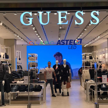 2018 GUESS stores Algeria 